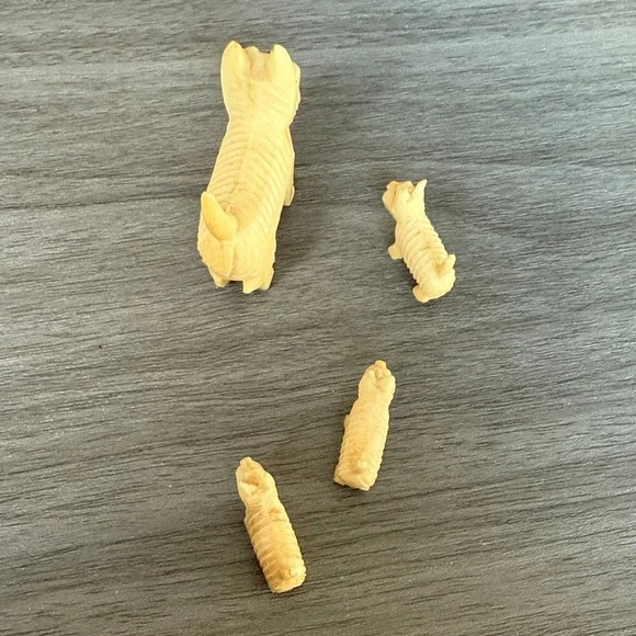 Set of Four Westie Scotty Dog Figurines - Picture 1 of 4